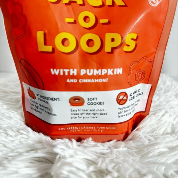 Dog Bark Jack O Loops with Pumpkin and cinnamon soft cookies NWT  4oz - Picture 4 of 4